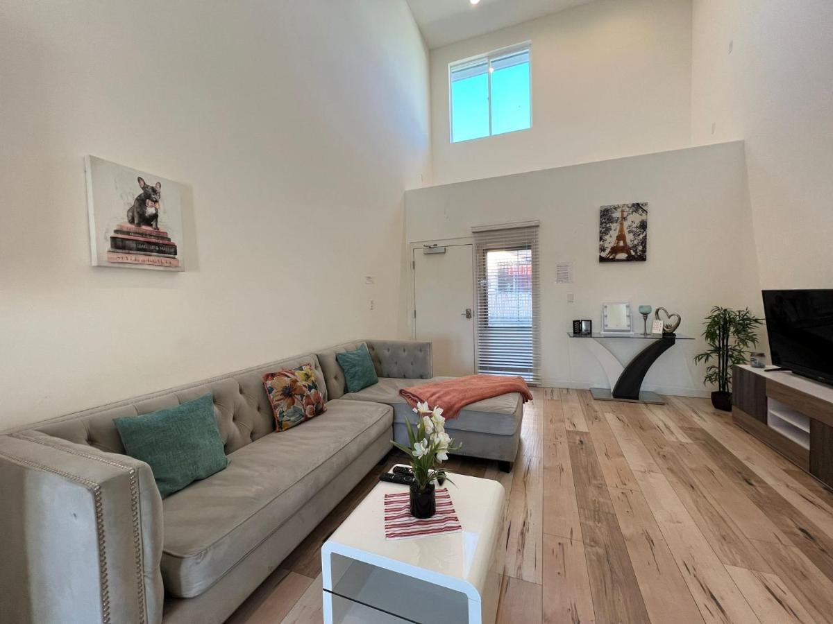 Modern One-bed Loft In Hollywood Sign View & Free Parking Appartement *